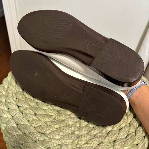 SAS Simplify Everyday White Leather Moccasin Slip In Comfort Loafer - Picture 8 of 9